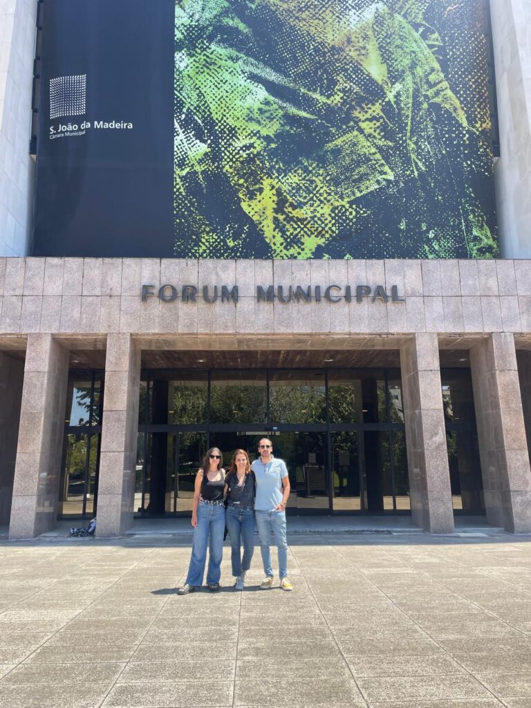 From left to right: Manon Jourdan - Implementation Officer at ZWE, Vera Neves - Head of the Environment Unit of São João da Madeira and Ismael Casotti - Board Member and Project Manager at ZERO